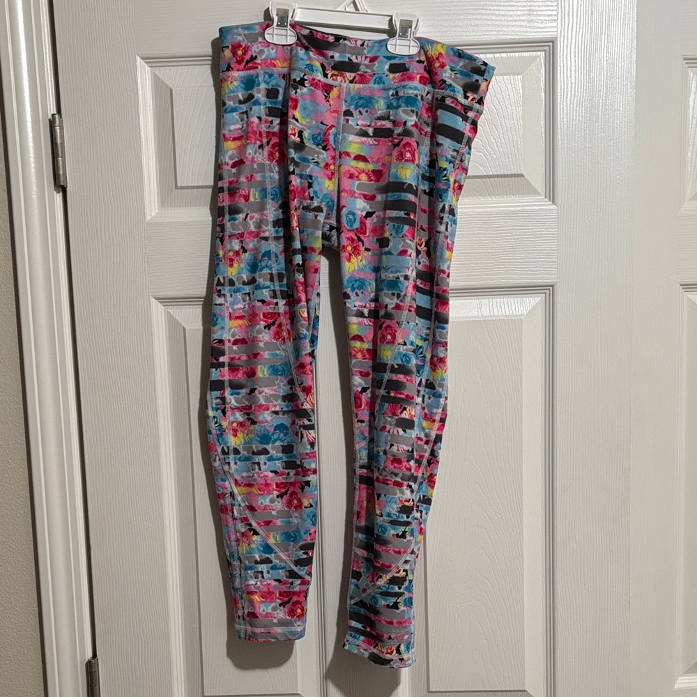 Colorful Striped Floral 7/8 Length Leggings